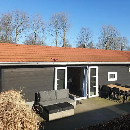 Vakantiechalet Aan Het Veluwemeer Op Bad Hoophuizen Hulshorst